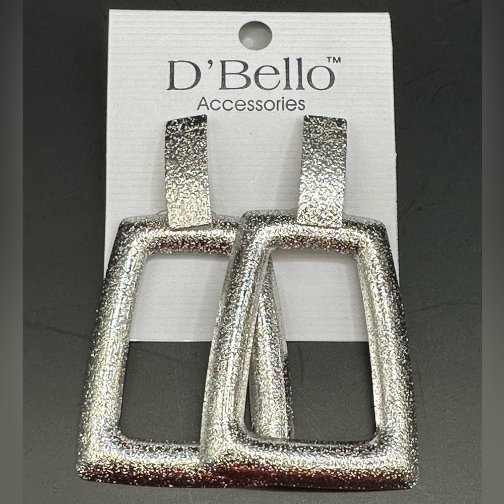 NEW!! D’Bello Dangle silver earrings